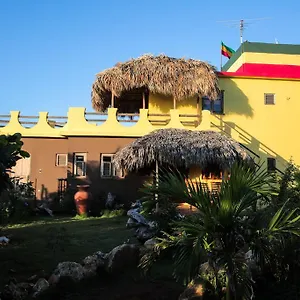 Guest house Kudehya, Treasure Beach